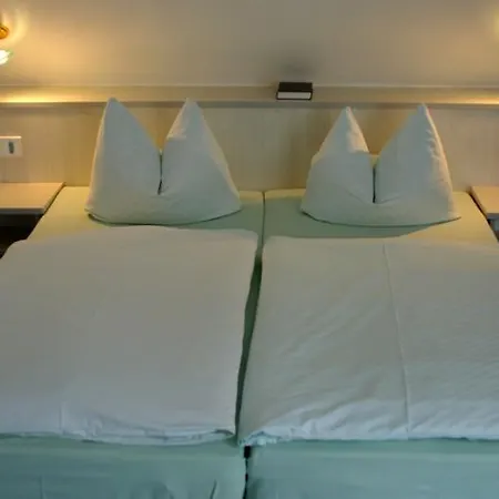 Hotelpension Schwalbennest 3* Benz (Usedom)